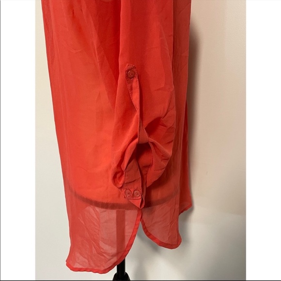 Lara's Closet Sheer Button Down Top Size M - Picture 3 of 3